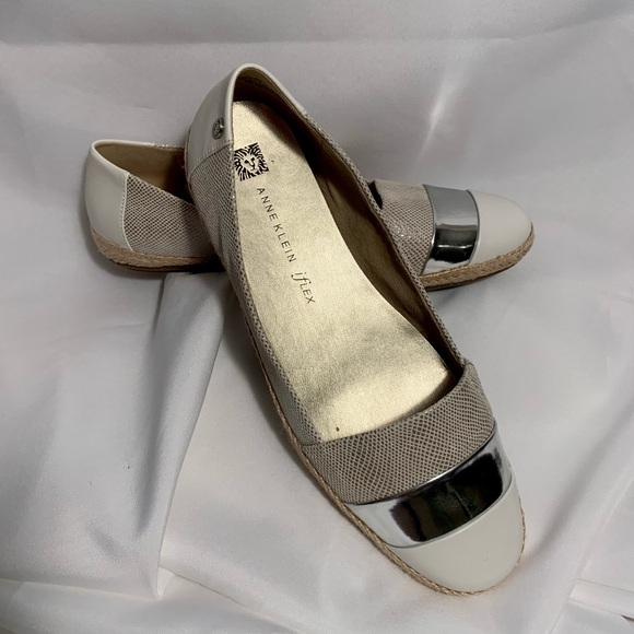 NEW - ANNE KLEIN iFlex leather flats - Picture 9 of 11